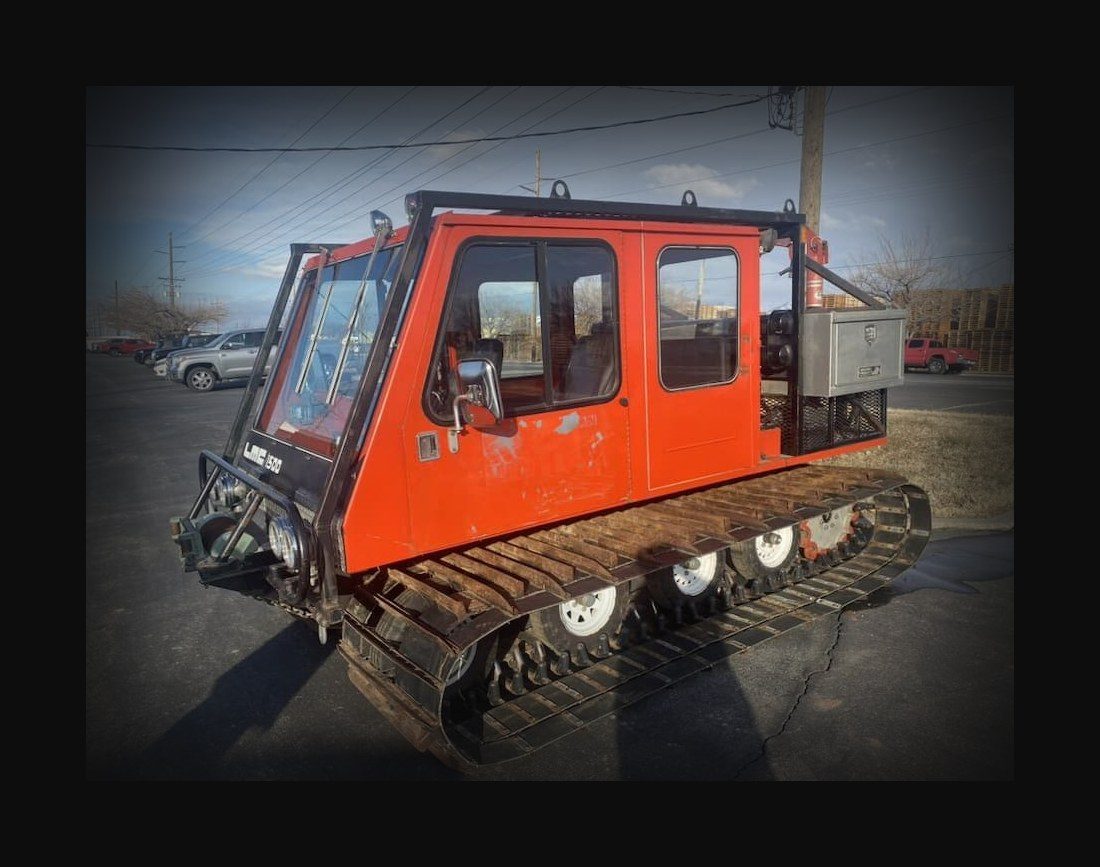 LMC snowcat