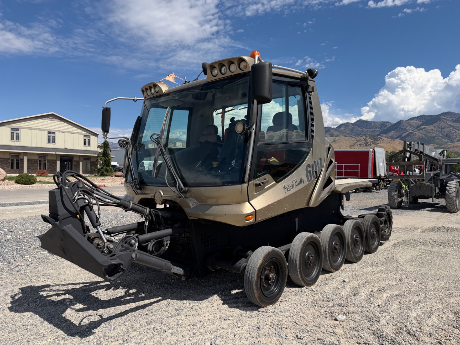 2011 PistenBully 600