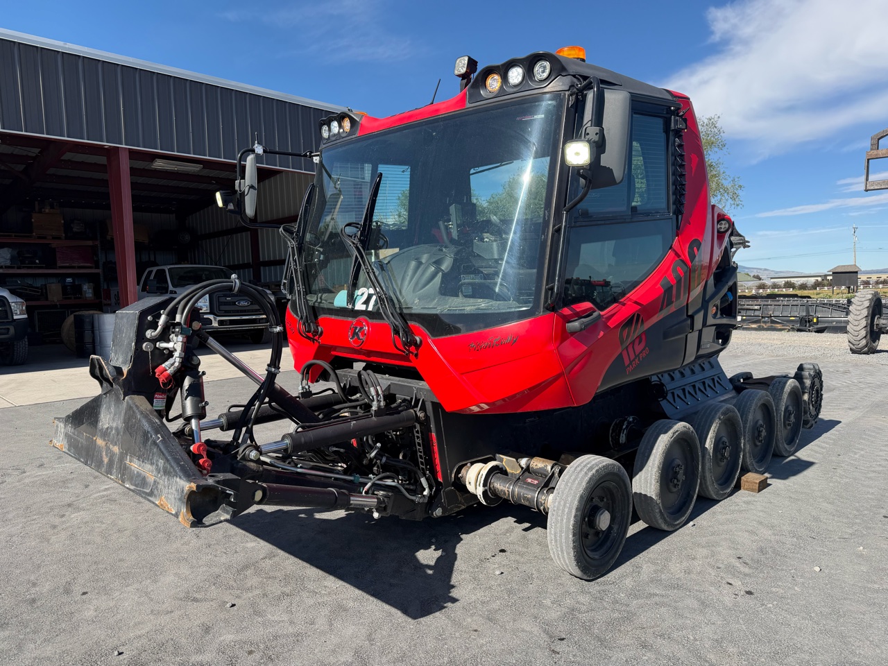 2022 PistenBully 400 Park Pro