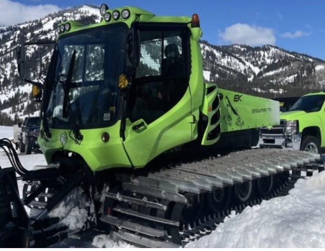 2014 PistenBully 400 Snow Mantis