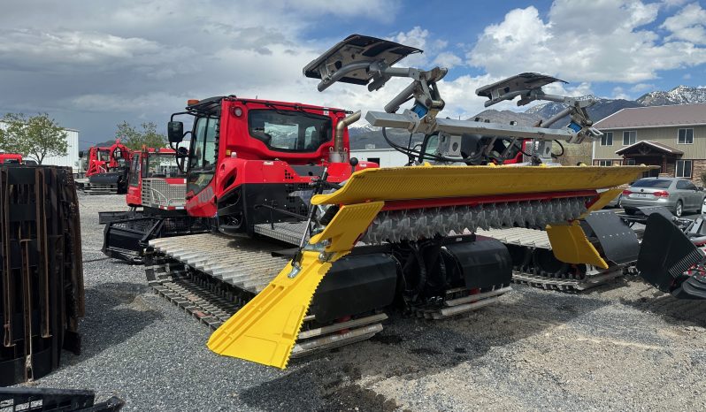 2021 PistenBully 100 w/ Dual Nordic Track Setters full